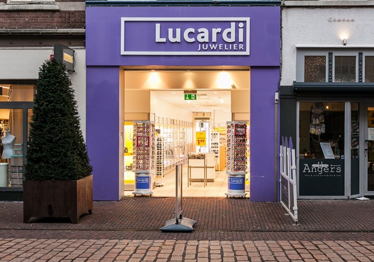 Vacature: Winkelmedewerker Lucardi Roermond